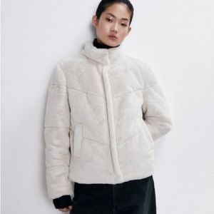 NEW Zara Faux Fur Coat. Full Zip ECRU